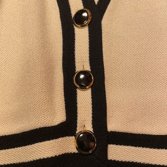 St John Knit Contrast Ivory/Black Bolero Cropped Style Cardigan Jacket - Picture 4 of 5